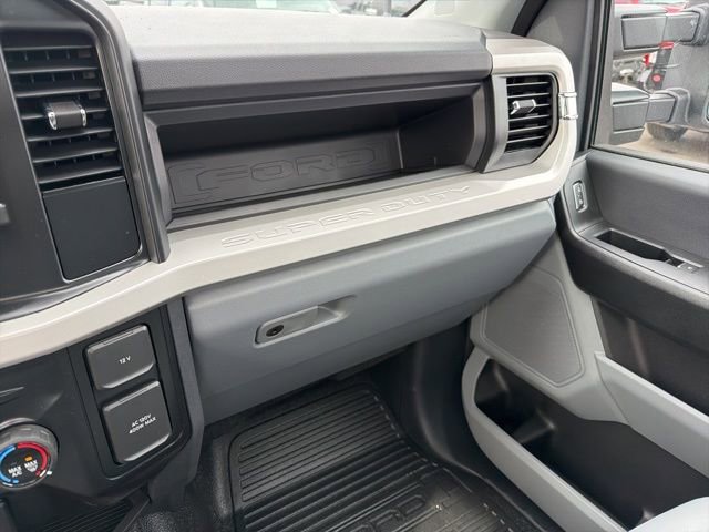 New 2026 Ford F350 XL w/ XL Chrome Package image 18