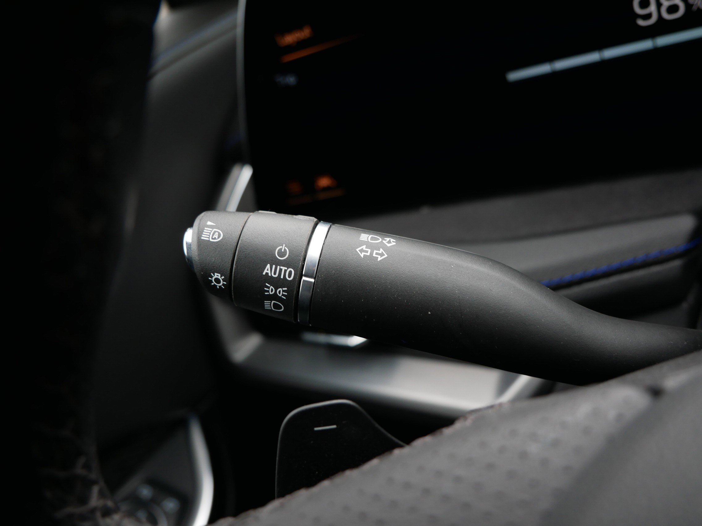 Used 2024 Cadillac XT4 Sport image 30