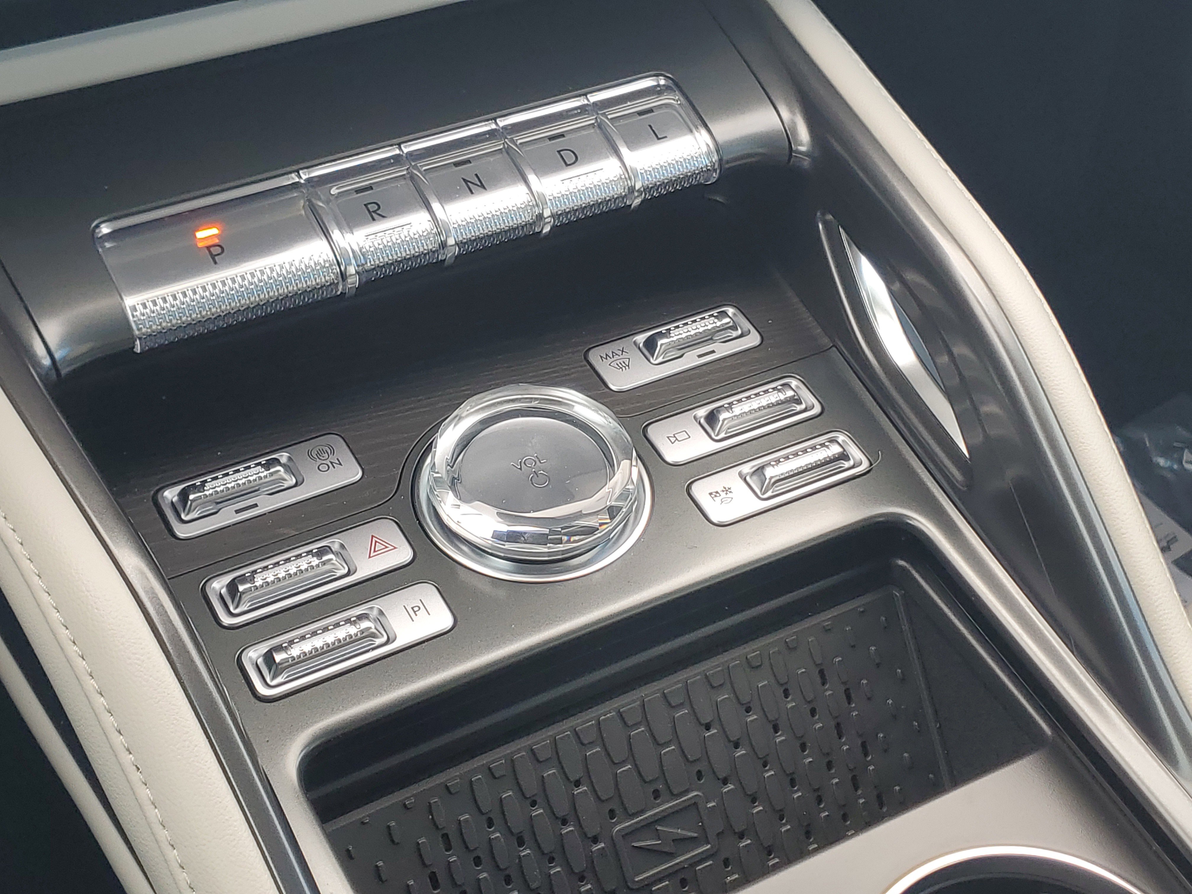 New 2026 Lincoln Nautilus Reserve w/ Jet Appearance Package image 26