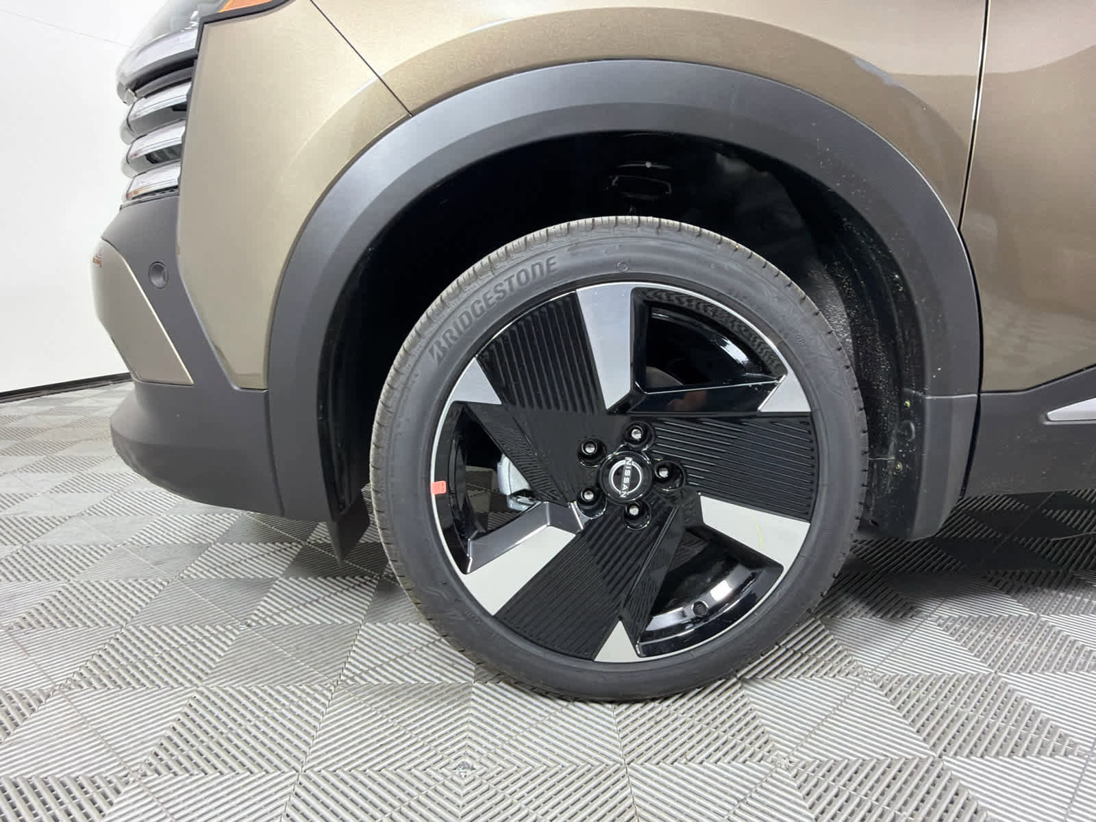 New 2026 Nissan Kicks SR w/ SR Premium Package image 11