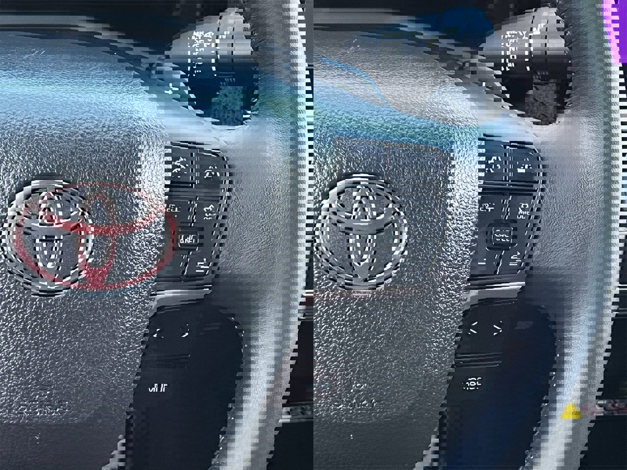 Used 2025 Toyota Camry XSE image 14