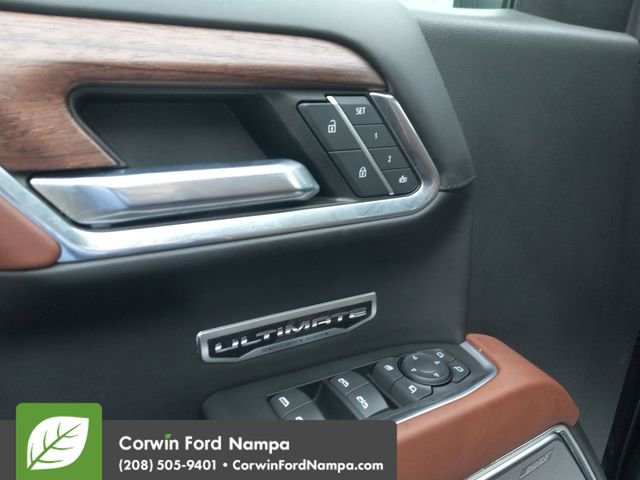 Used 2023 GMC Sierra 1500 Denali Ultimate image 11