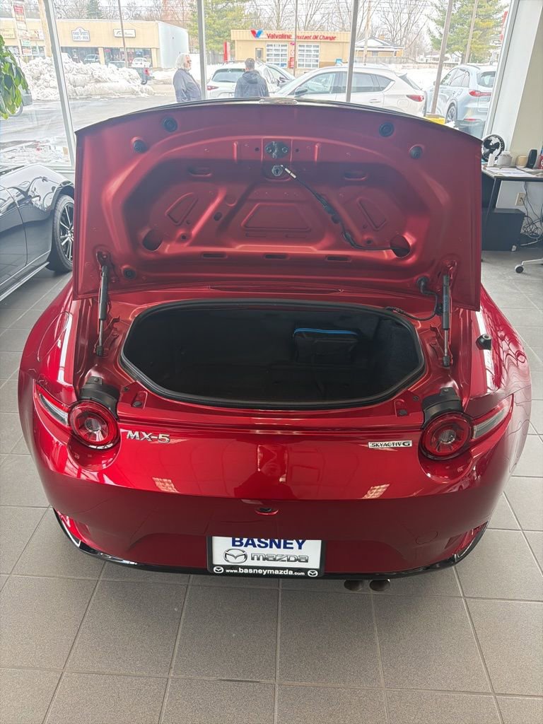 Certified 2025 MAZDA MX-5 Miata Club w/ Brembo/BBS Recaro Package RWD image 16