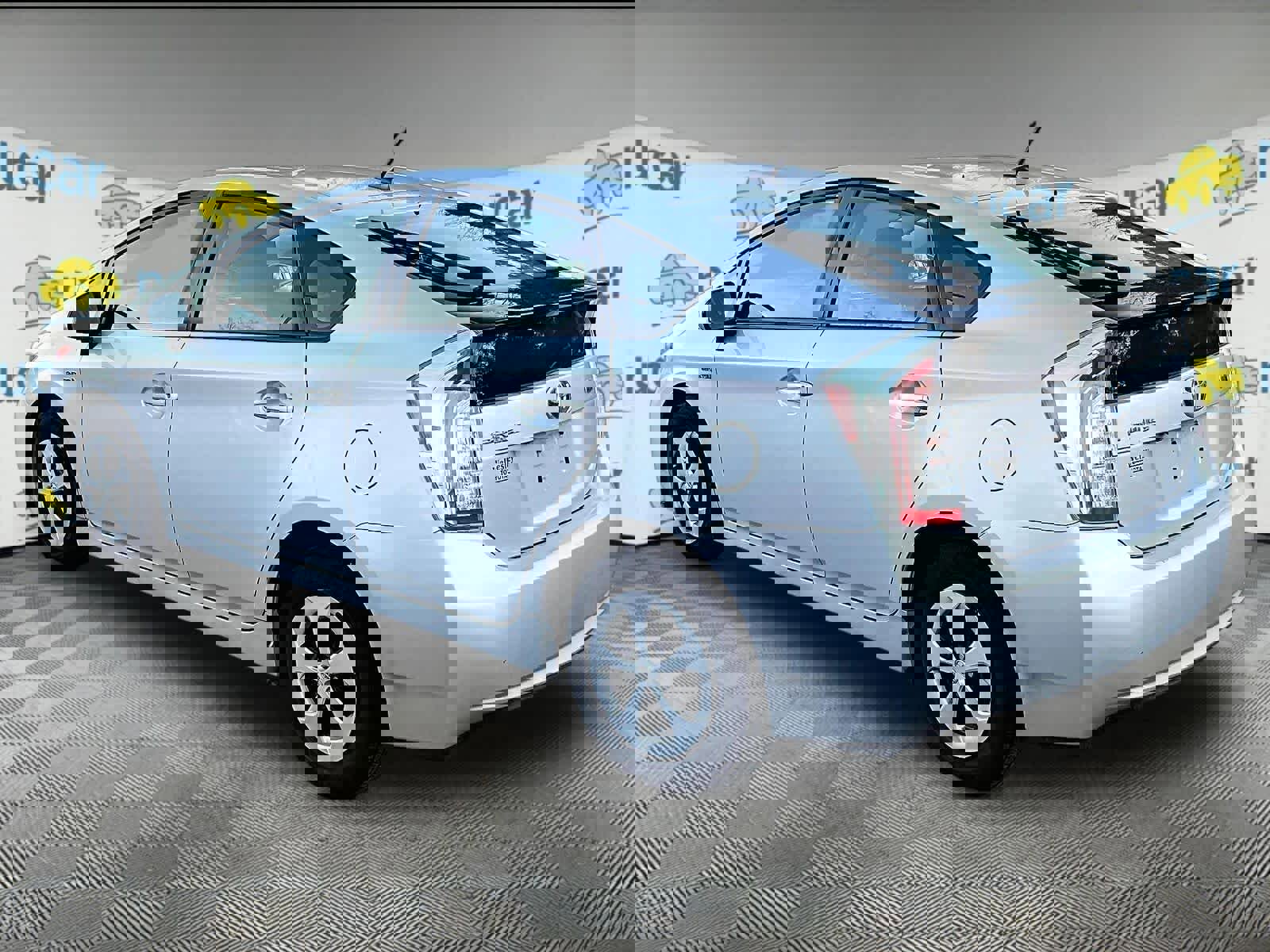 Used 2015 Toyota Prius Three FWD image 3