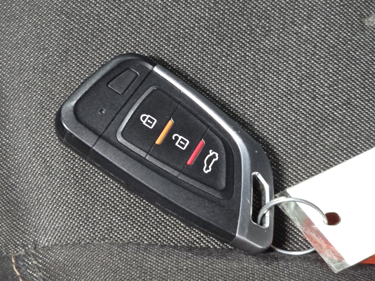 Used 2018 Chevrolet Equinox LT image 32