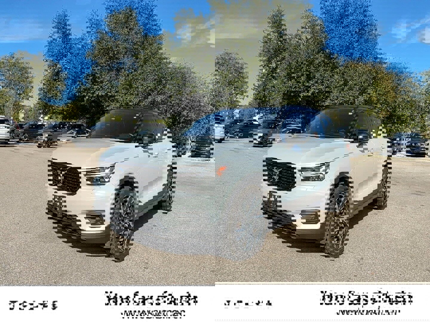 Used 2021 Volvo XC40 T5 R-Design w/ Protection Package Premier image 1