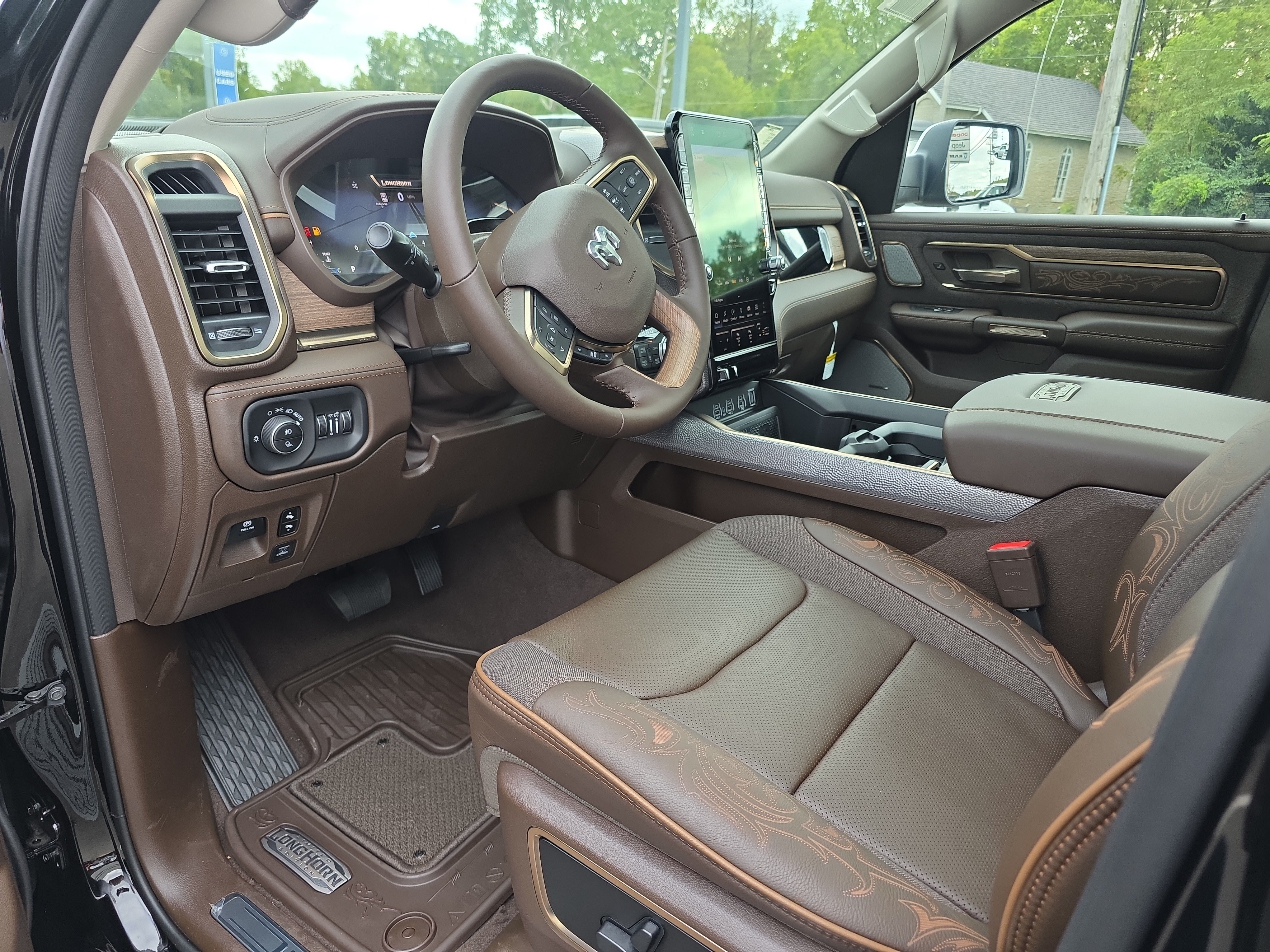 New 2027 RAM 1500 Longhorn AWD/4WD image 3
