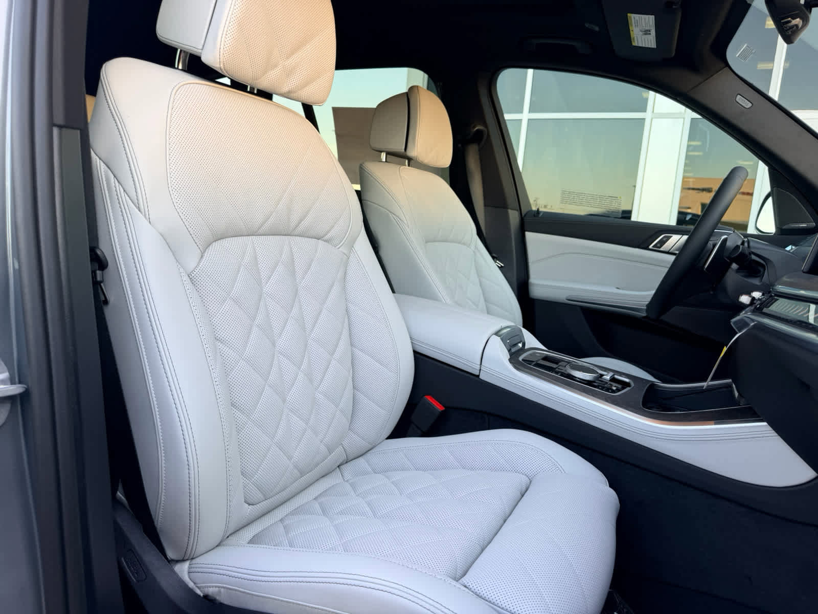 New 2026 BMW X5 xDrive40i AWD/4WD image 23