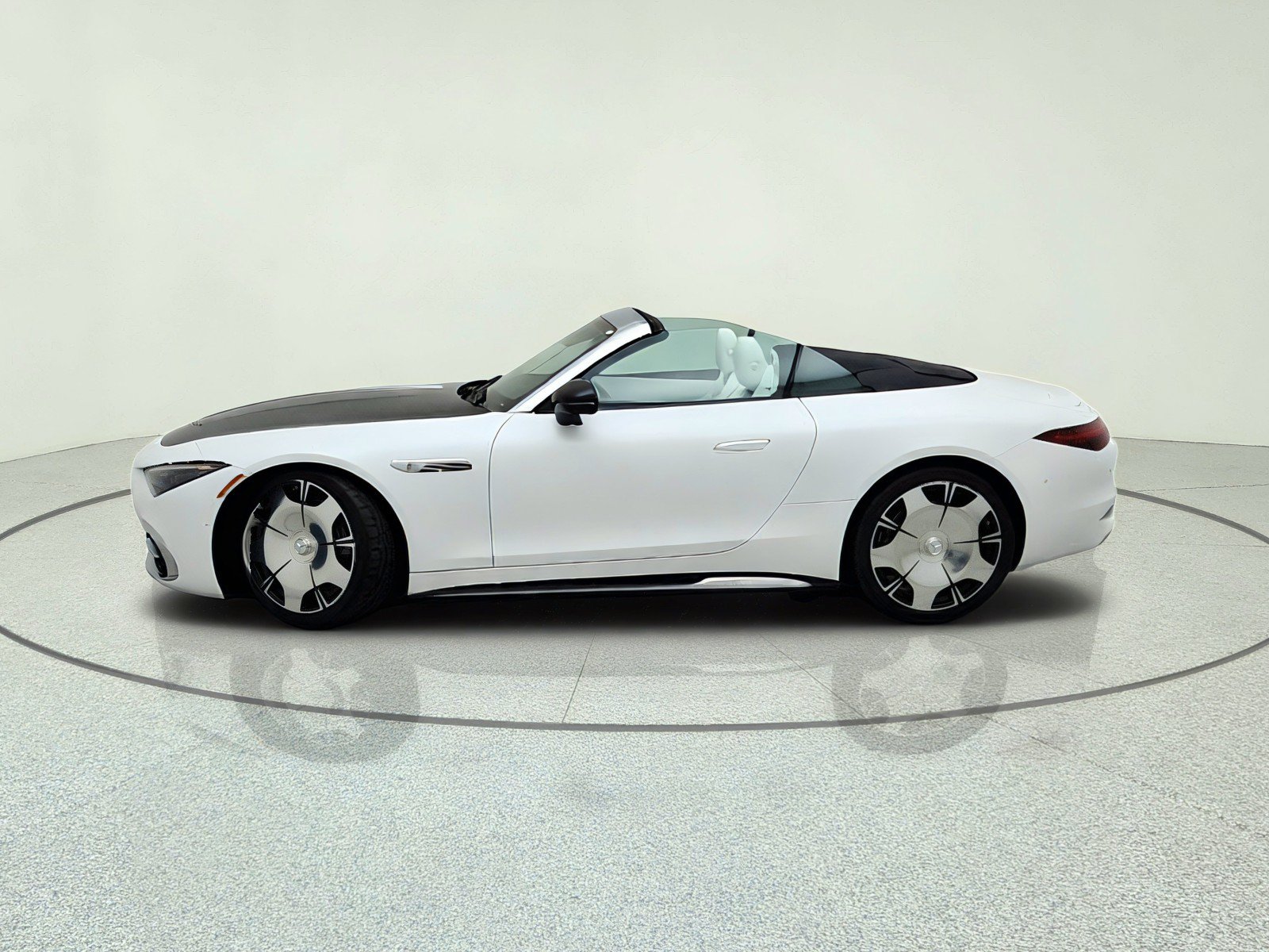 New 2026 Mercedes-Benz Maybach SL 680 image 14