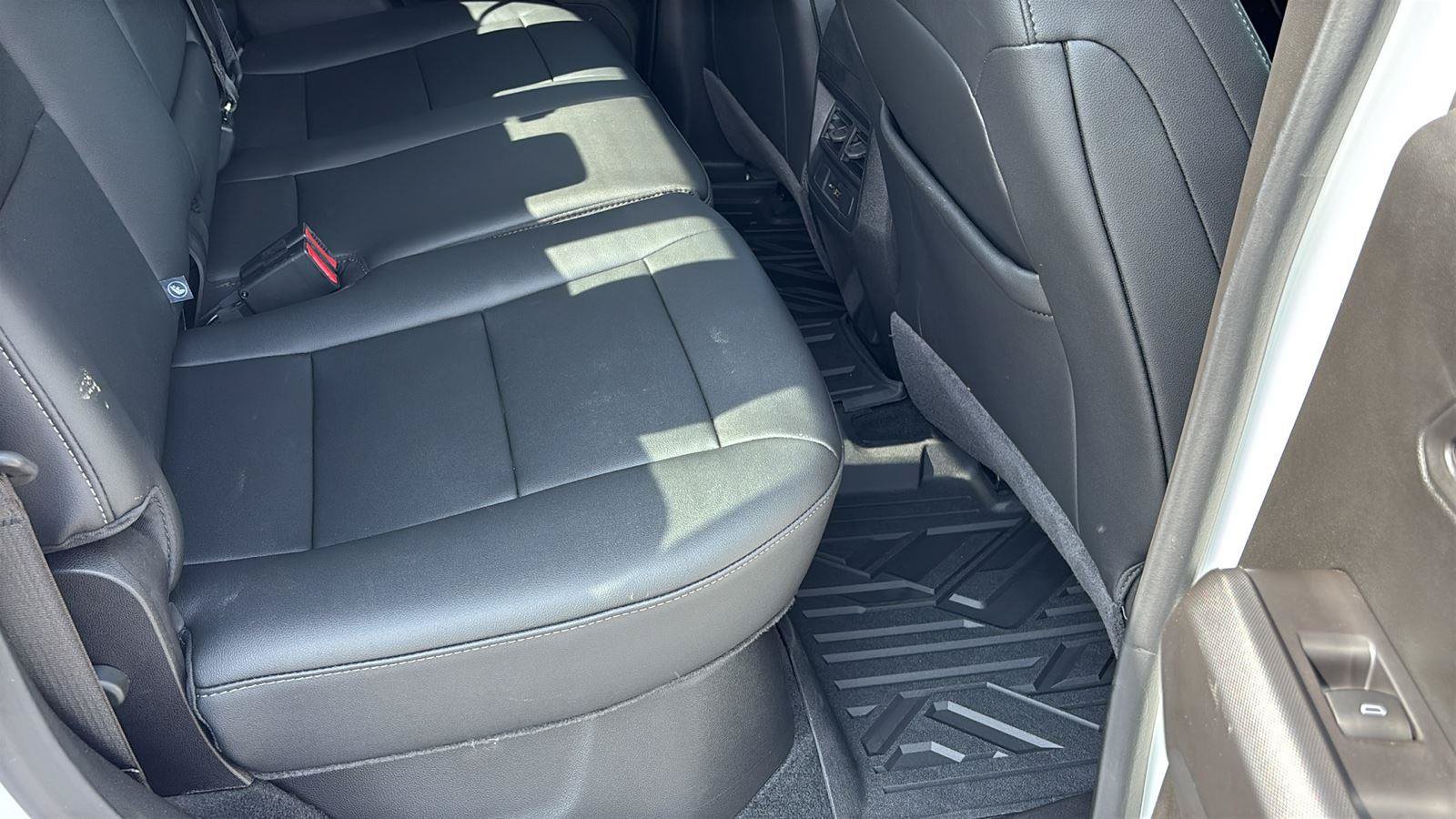 Certified 2025 GMC Canyon Elevation w/ Convenience Package RWD image 20