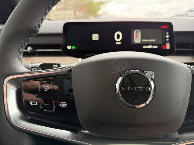 New 2026 Volvo EX90 Ultra image 24