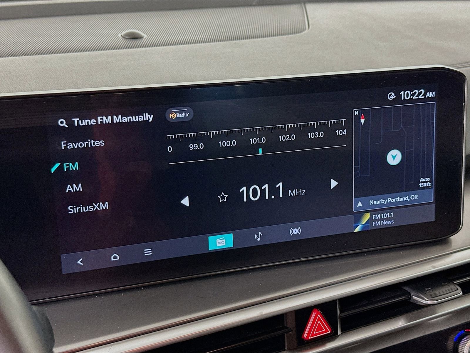 Used 2024 Kia Sorento S image 16