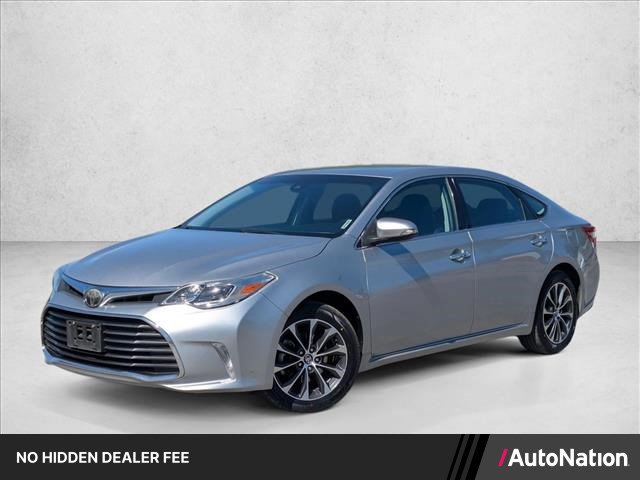 Used 2017 Toyota Avalon XLE FWD image 1