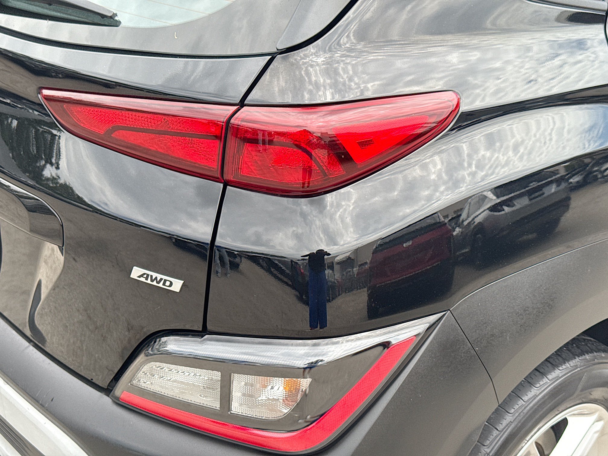 Used 2023 Hyundai Kona SE AWD/4WD image 24