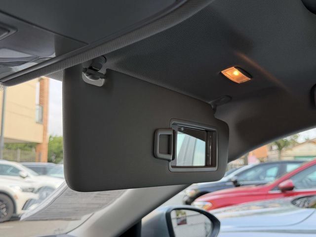 Certified 2023 Volkswagen Jetta SE w/ Panoramic Sunroof Package FWD image 36