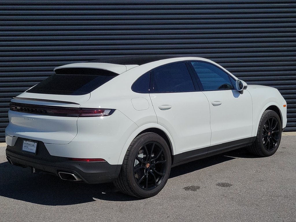 Certified 2026 Porsche Cayenne Coupe AWD/4WD image 7
