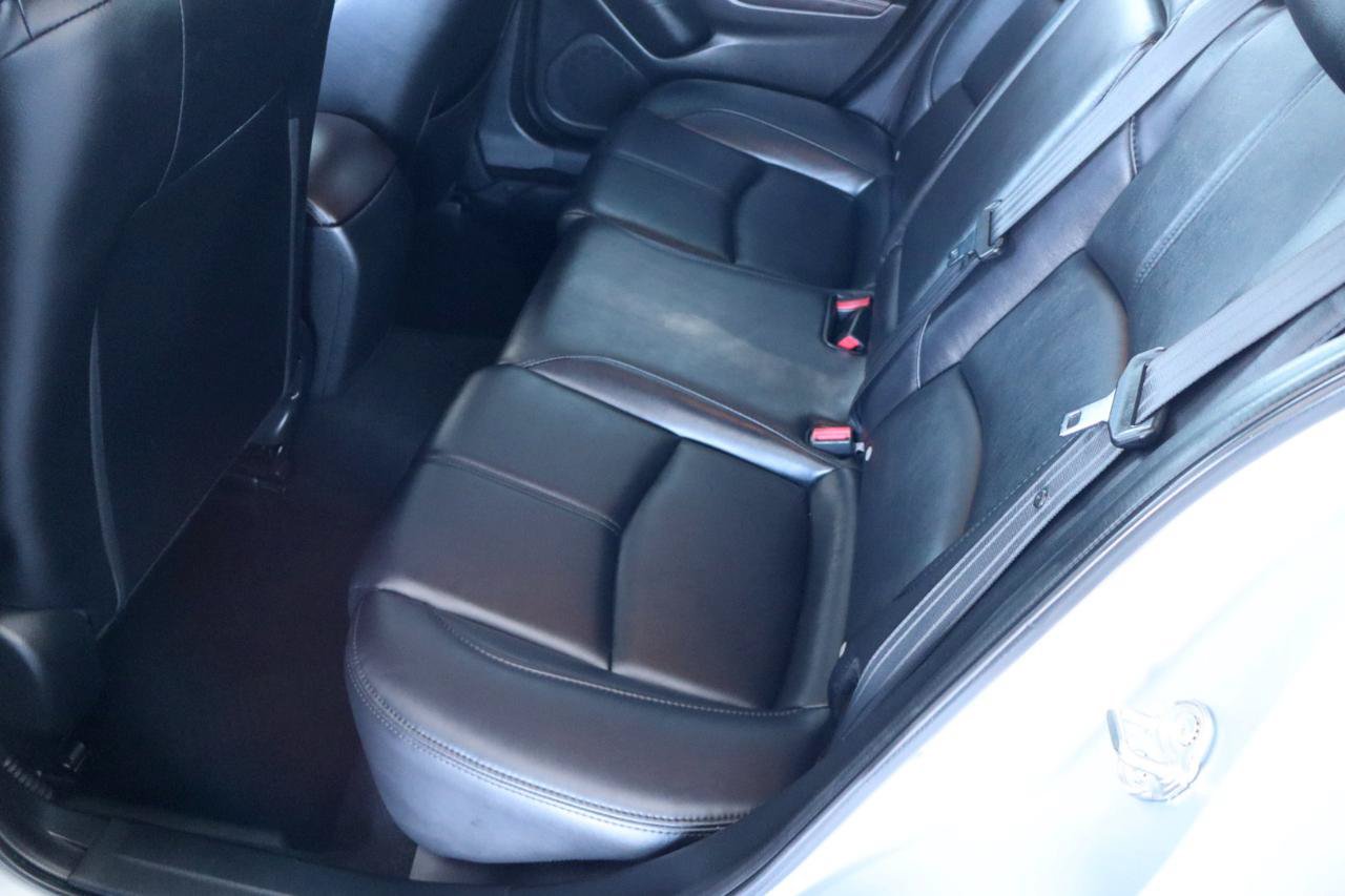 Used 2018 MAZDA MAZDA3 Touring FWD image 31