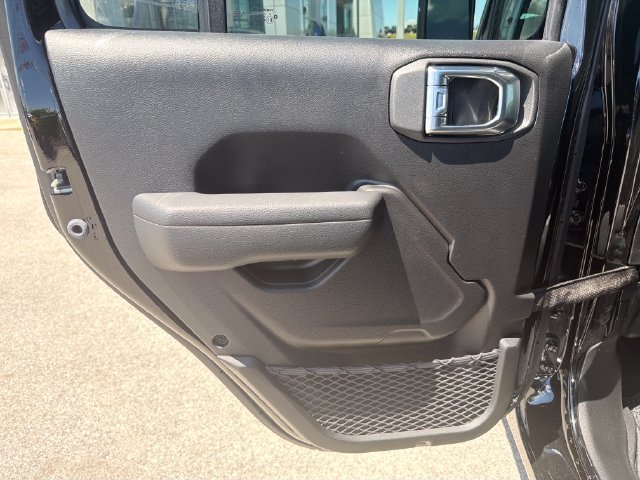 New 2026 Jeep Wrangler Unlimited Sport AWD/4WD image 34