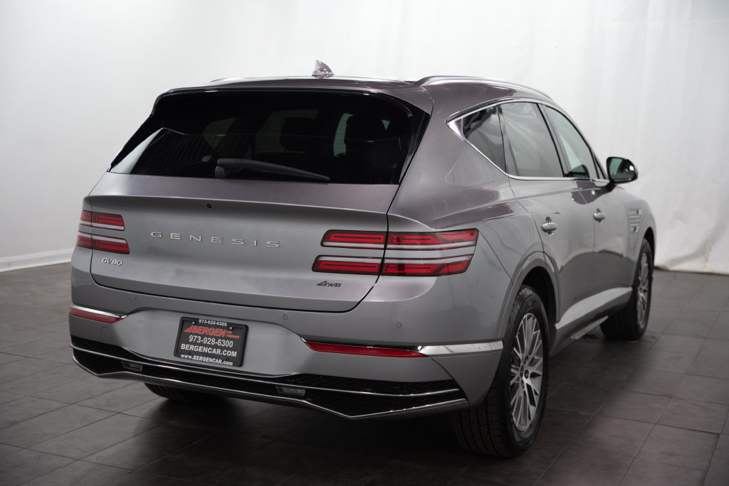 Used 2025 Genesis GV80 2.5T Standard AWD/4WD image 16