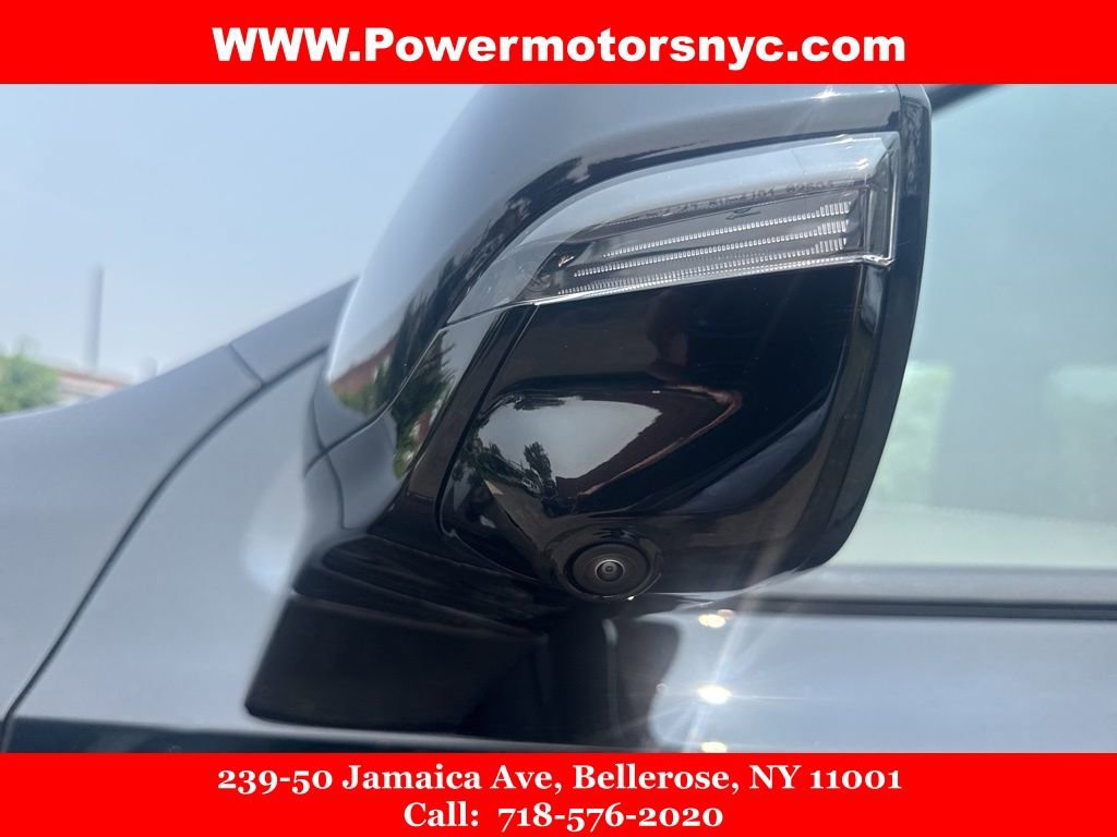 Used 2025 Cadillac Escalade Sport Platinum AWD/4WD image 40