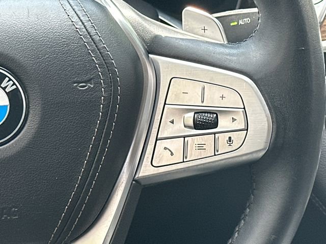 Used 2020 BMW 740i w/ Premium Package RWD image 26