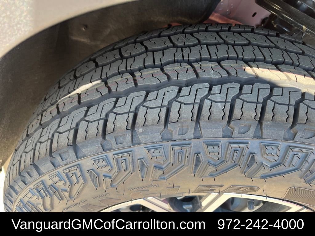 New 2026 GMC Acadia AT4 w/ LPO, Floor Liner Package image 30