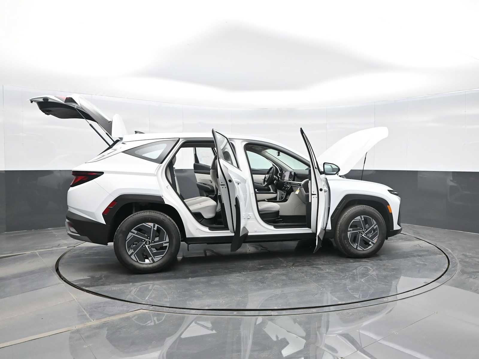 New 2026 Hyundai Tucson Blue SE w/ Tow & Go Package image 40