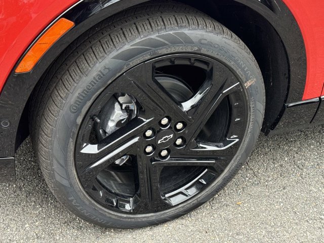 New 2026 Chevrolet Equinox EV RS w/ Active Safety Package 3 AWD/4WD image 7