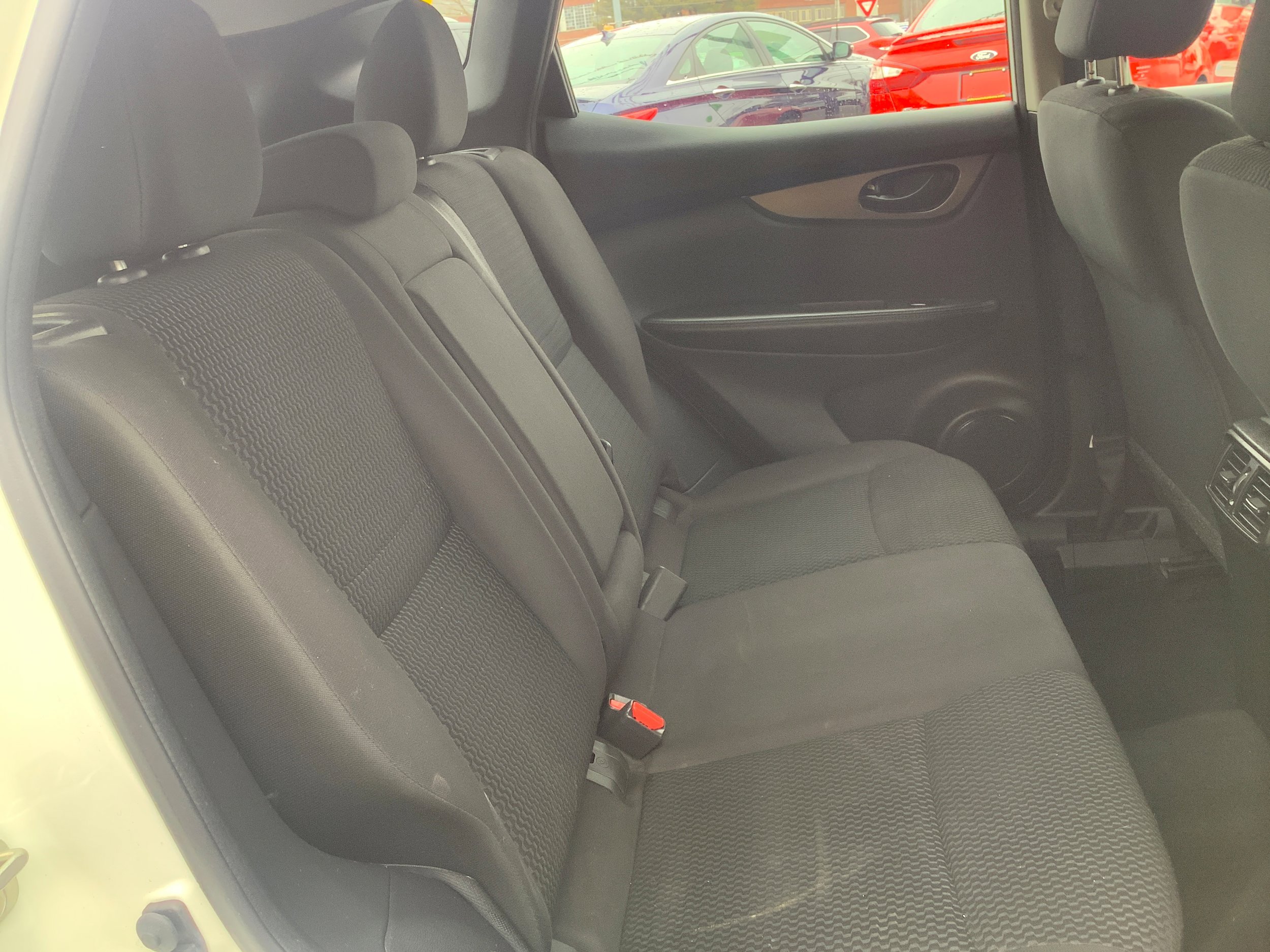 Used 2018 Nissan Rogue Sport S AWD/4WD image 15