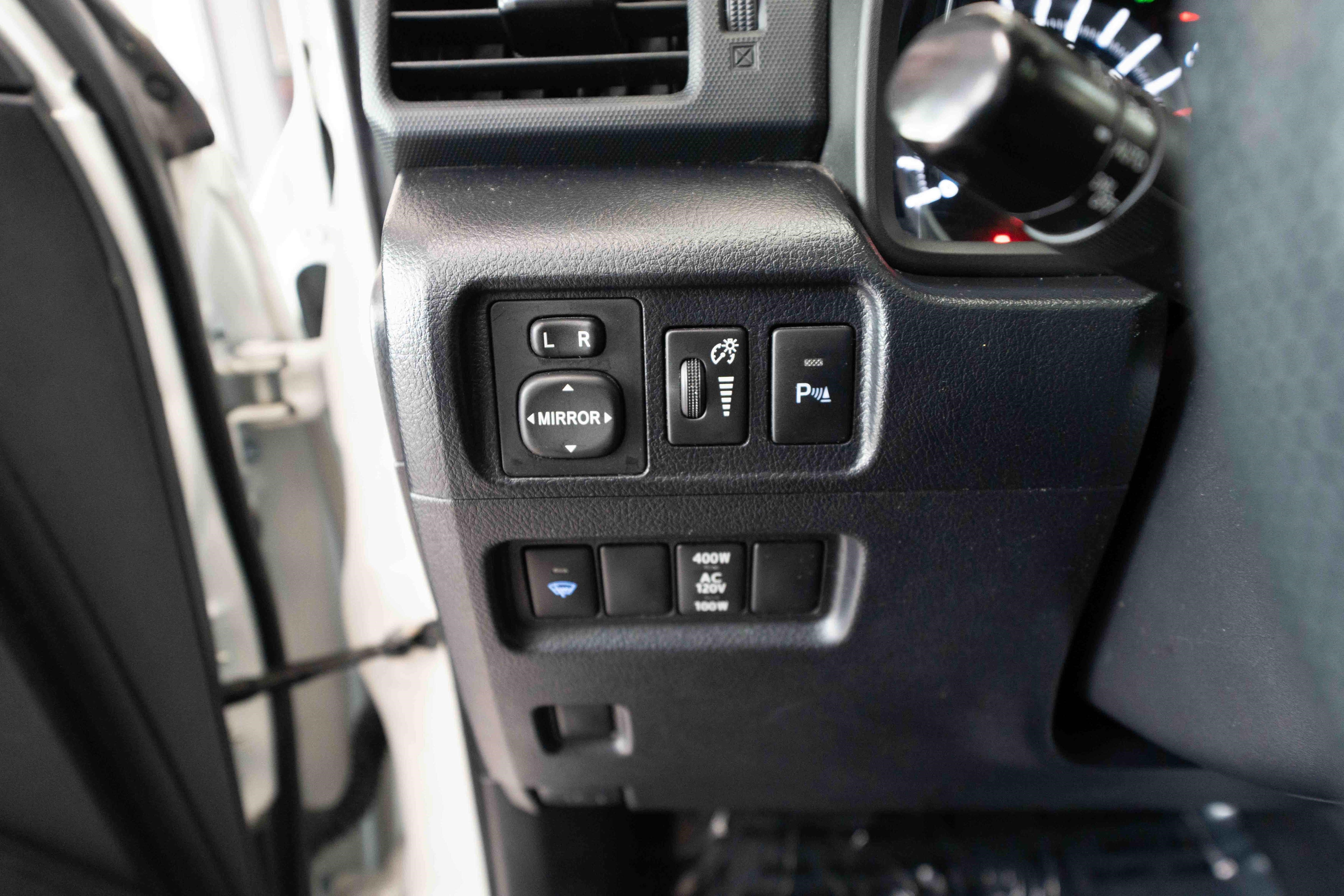 Used 2019 Toyota 4Runner Limited AWD/4WD image 11