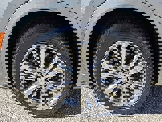 Used 2023 Cadillac XT6 Premium Luxury AWD/4WD image 9