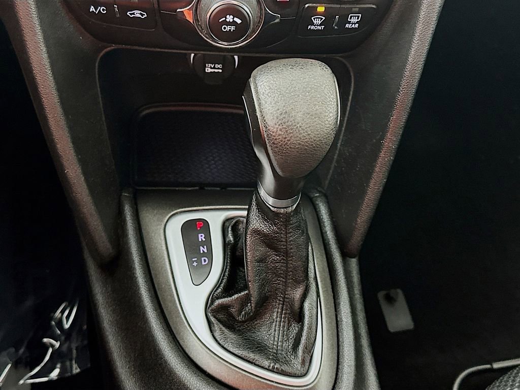 Used 2016 Dodge Dart SXT image 21