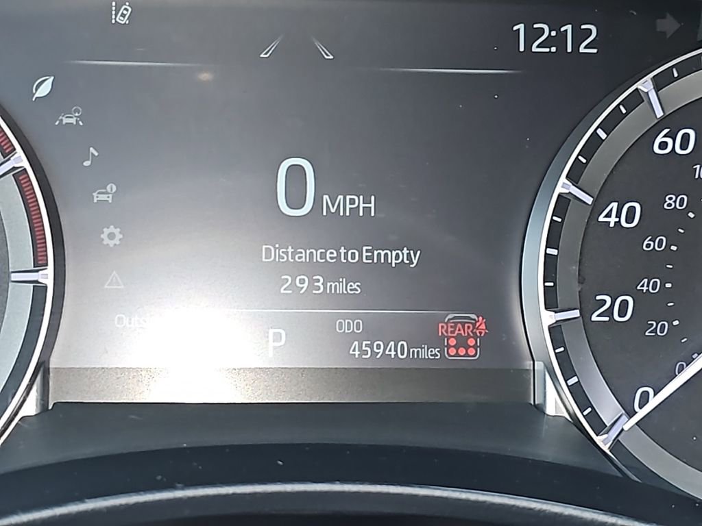 Used 2024 Toyota Highlander XLE image 17