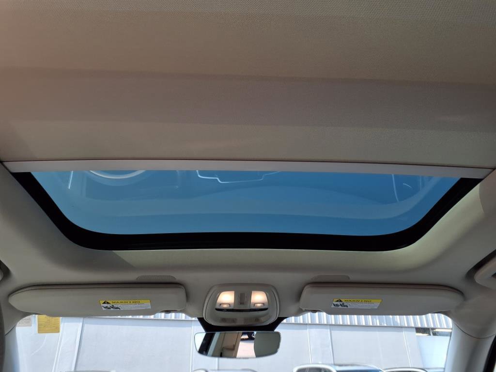 Used 2025 Volvo XC90 T8 Ultra w/ Protection Package Premier image 15