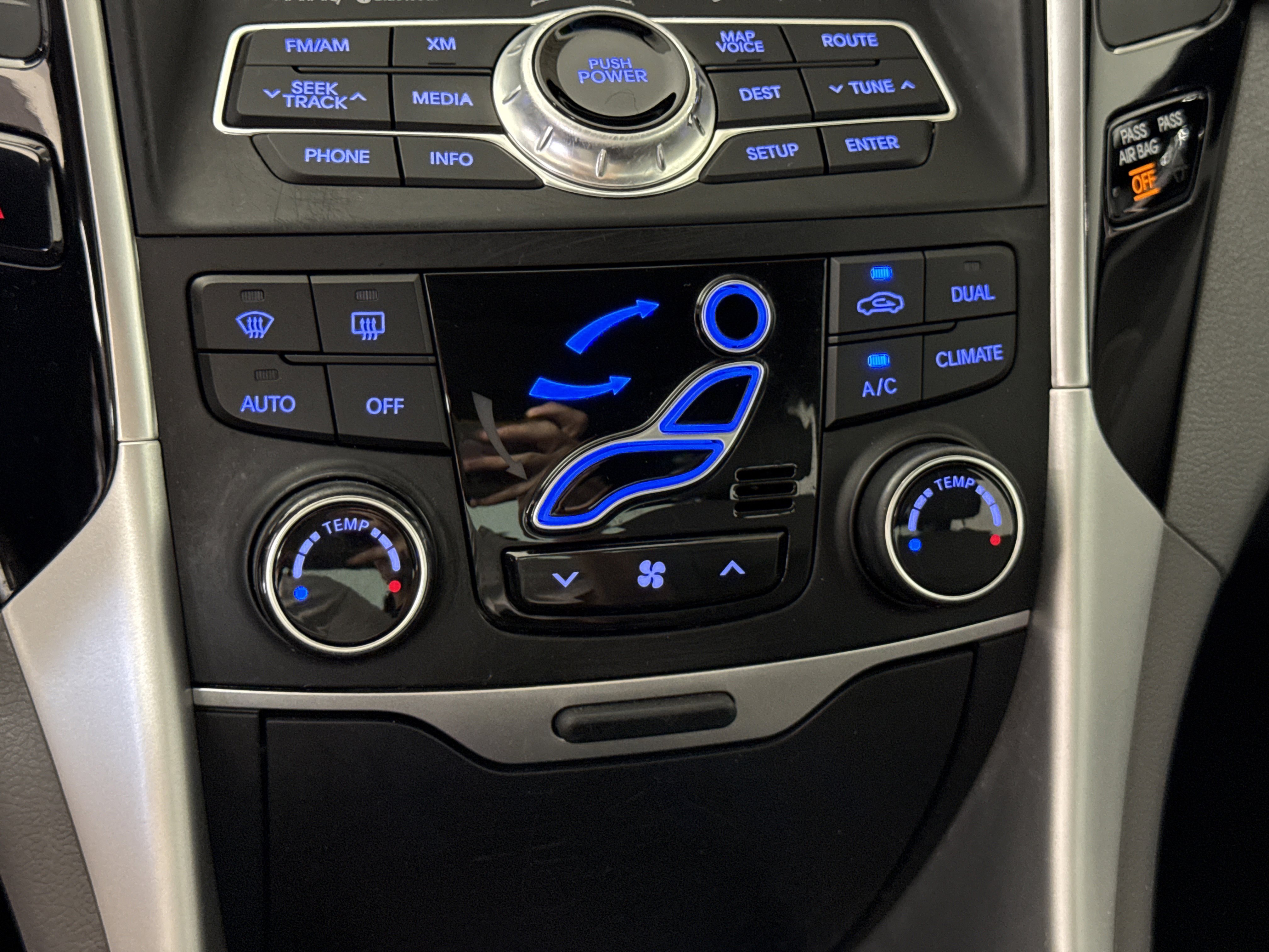 Used 2013 Hyundai Sonata Limited w/ Premium Pkg FWD image 20