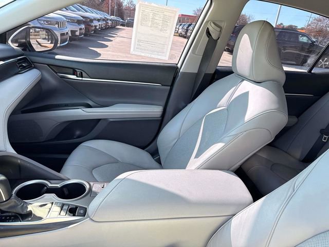 Used 2023 Toyota Camry XLE image 18