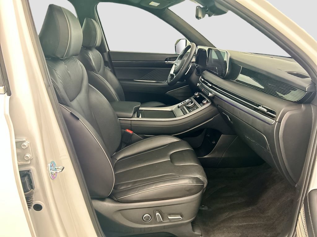 Used 2024 Hyundai Palisade Calligraphy FWD image 19