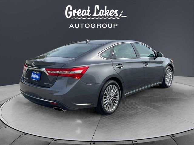 Used 2018 Toyota Avalon Limited w/ All Weather Liner Package FWD image 5