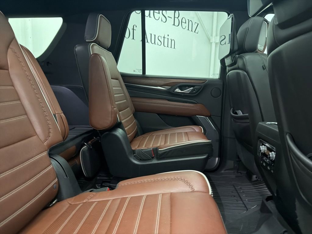 Used 2023 GMC Yukon Denali Ultimate image 31