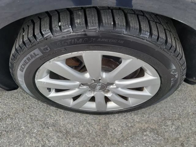 Used 2012 Audi A4 2.0T Premium FWD image 26