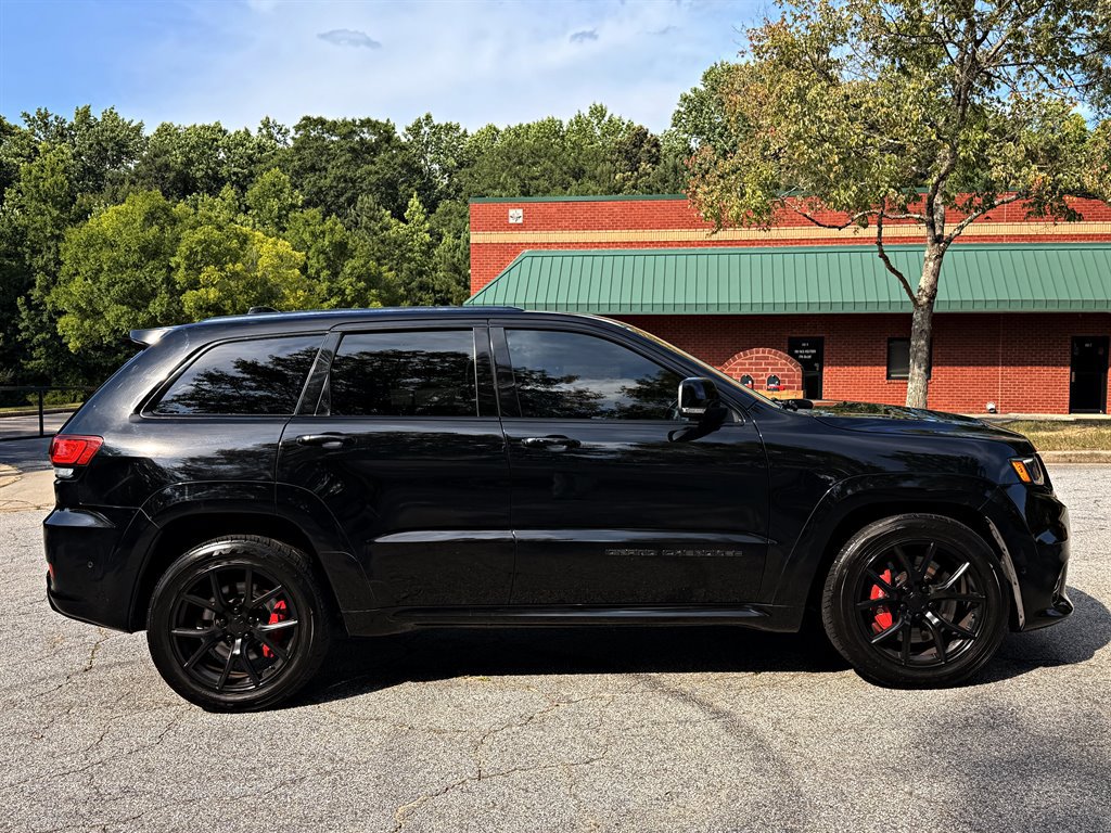 Used 2018 Jeep Grand Cherokee SRT AWD/4WD image 4