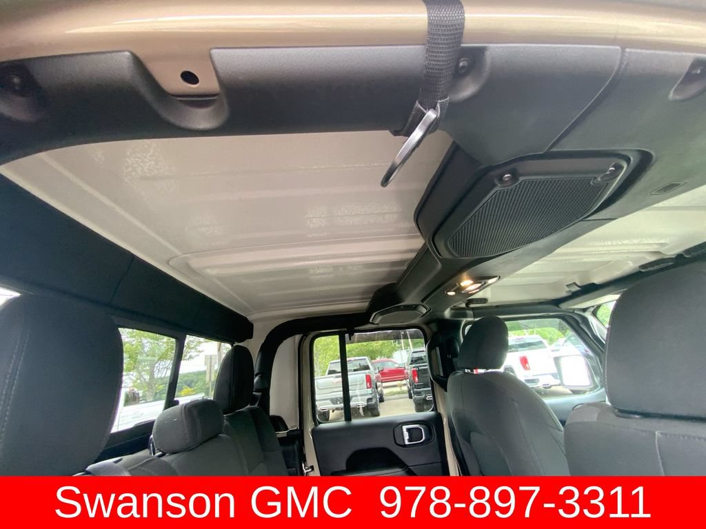 Used 2022 Jeep Gladiator Overland AWD/4WD image 31