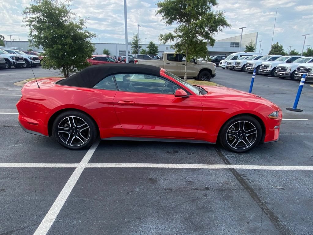 Used 2022 Ford Mustang Premium RWD image 8