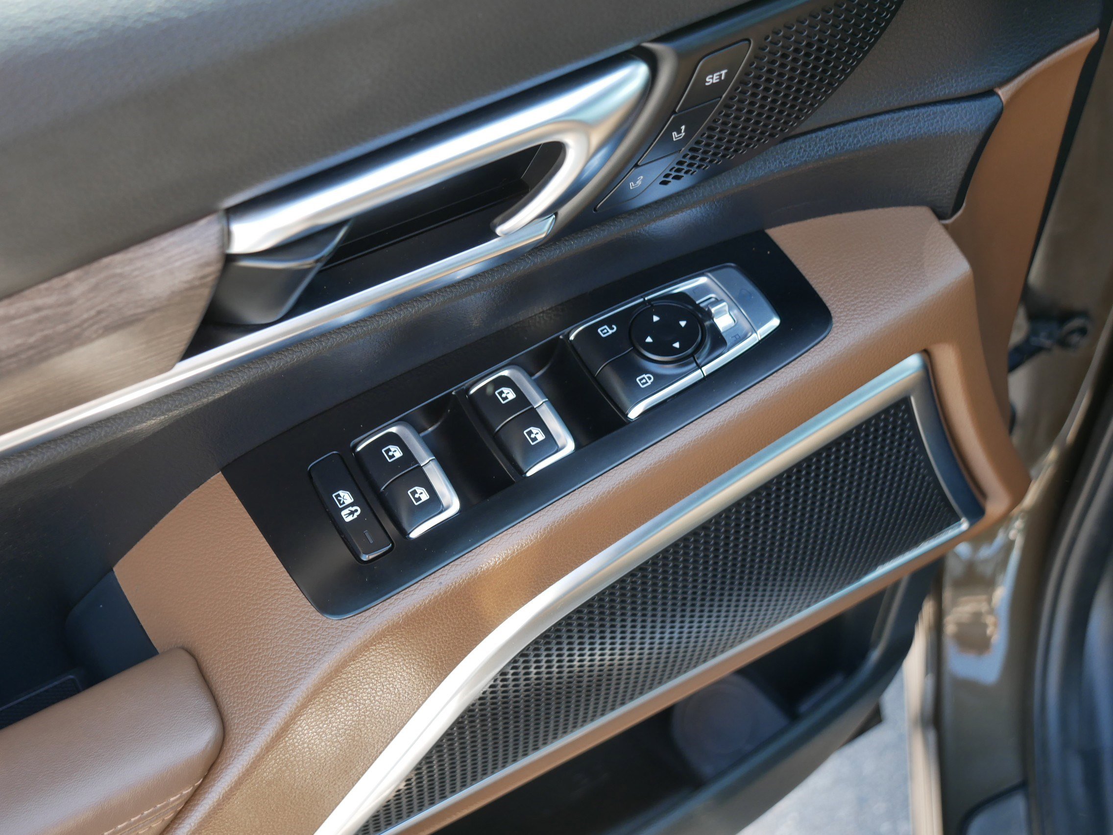 Certified 2022 Kia Telluride SX w/ SX Prestige Package AWD/4WD image 19