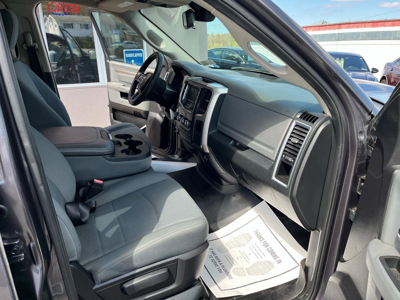Used 2016 RAM 1500 Classic SLT AWD/4WD image 26