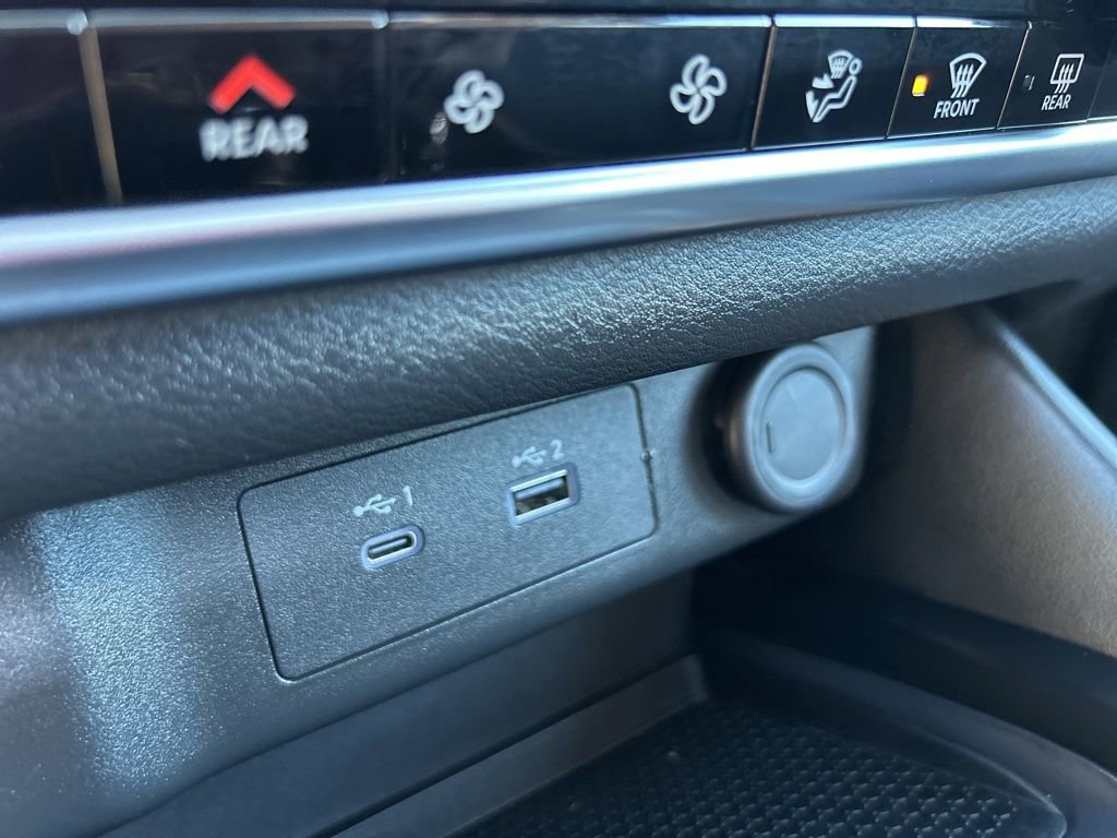 Used 2023 Nissan Rogue SL w/ SL Premium Package image 26