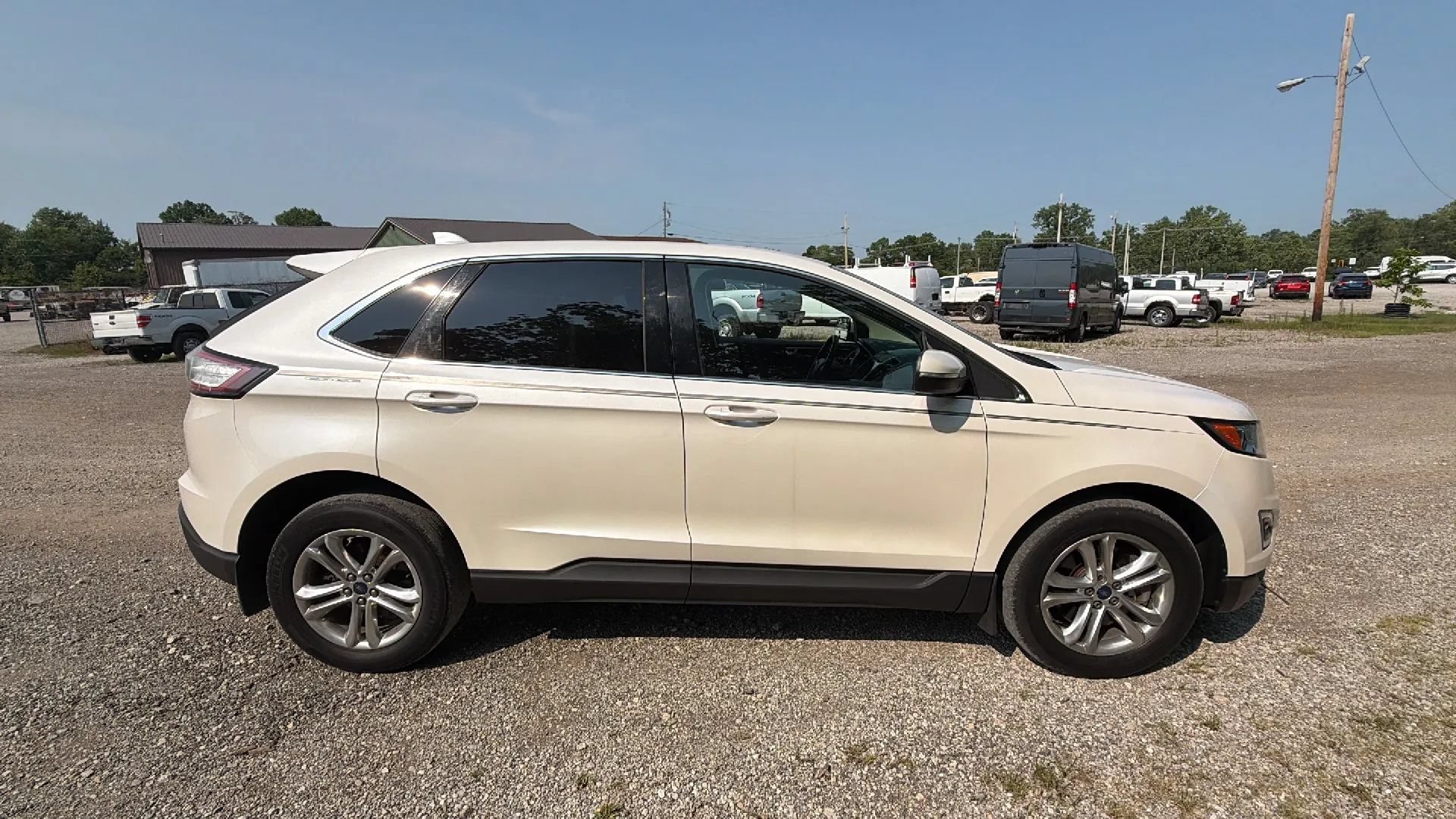 Used 2016 Ford Edge SEL w/ Equipment Group 201A AWD/4WD image 5