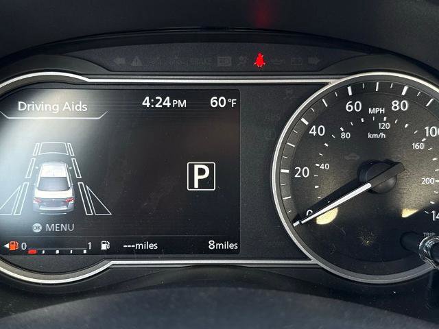 New 2025 Nissan Versa SR w/ Trunk Package image 30