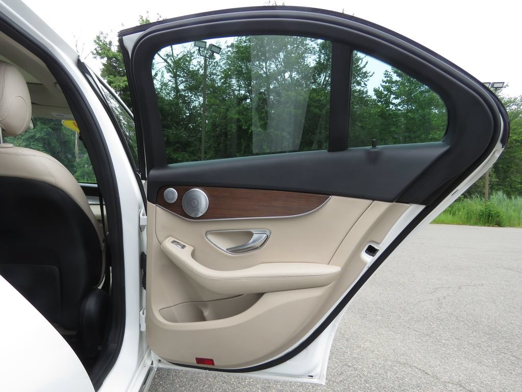 Used 2019 Mercedes-Benz C 300 4MATIC Sedan image 15