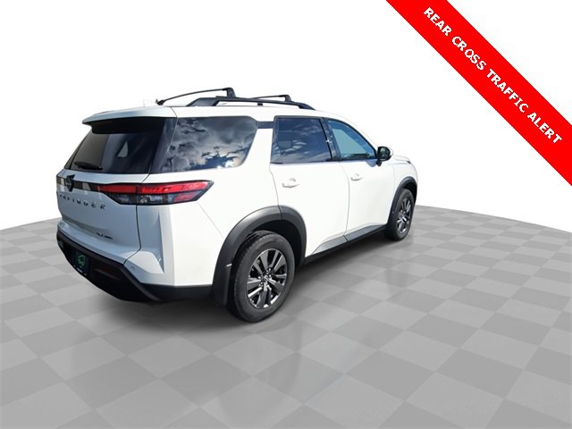 Used 2022 Nissan Pathfinder SV image 8